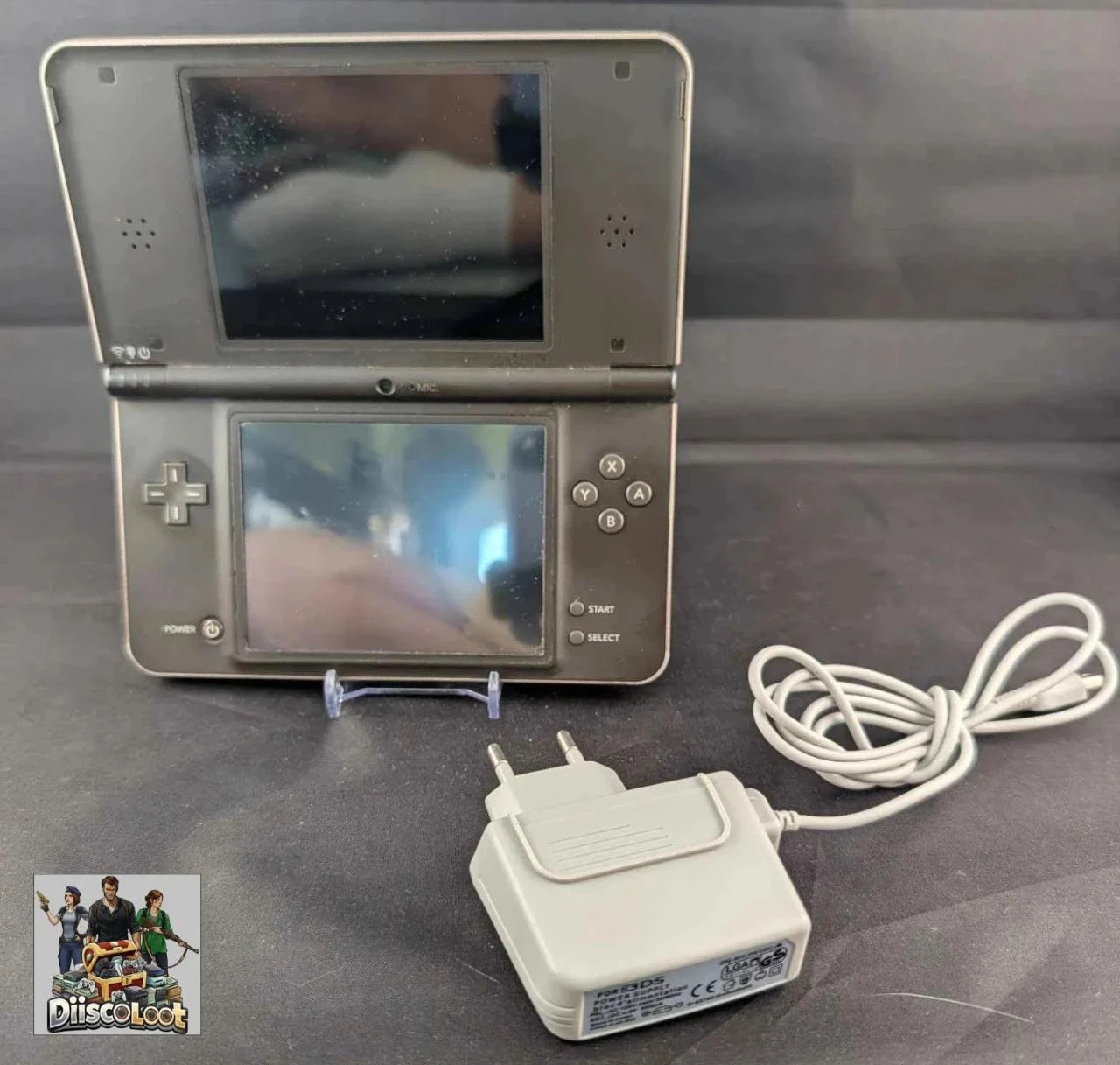 Nintendo DSi XL Beige + Charger – photo 3
